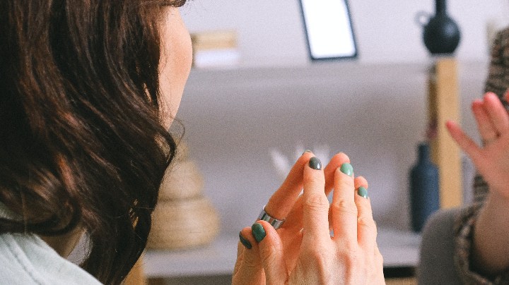 personas que van a terapia psicológica