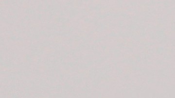 Cómo puedes secar los platos con una toalla para evitar que dejen bacterias.