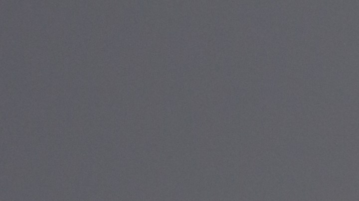 Cómo la vaselina ayuda a que tus uñas crezcan.