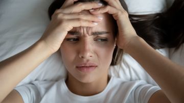 Dormir cuando tienes dolor de cabeza: cuán peligroso es.