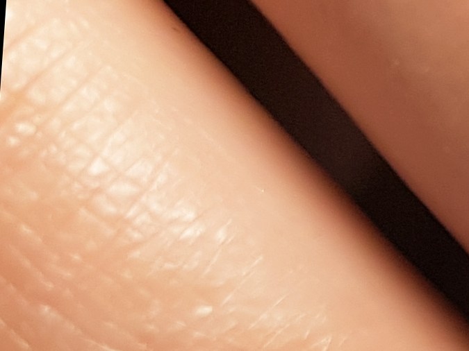 Modelos de uñas hermosos y "tenebrosos" que puedes usar en Halloween.