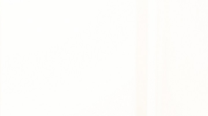 Cómo bajar de peso mientras limpias, practicando movimientos que son como ejercicios.