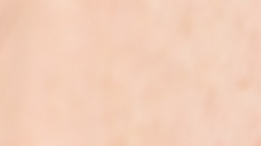 Razones sorprendentes por las que tienes dientes amarillos.