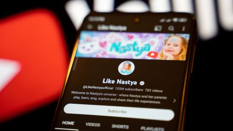 Nastya es la niña que gana más de 54 millones de dólares en Youtube