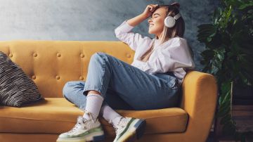 Para mujeres emprendedoras: Los podcast que te harán disfrutar tus finanzas