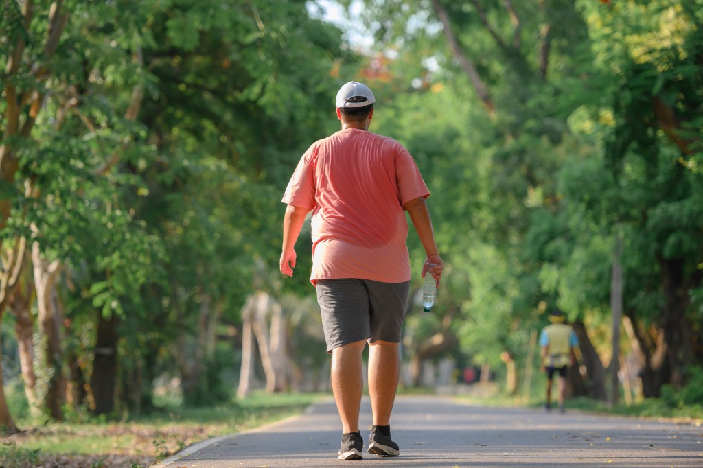 Qué tan rápido debo caminar para reducir el riesgo de diabetes, según un nuevo estudio