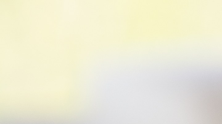 Las banderas rojas que pueden surgir en una primera cita, al conversar.