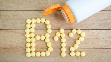 Cuáles son las señales de que necesitas tomar o inyectarte vitamina B12.