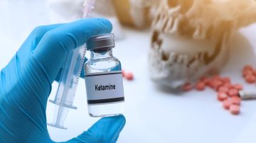 Expertos revelan efectos de la infusión de Ketamina para la salud mental
