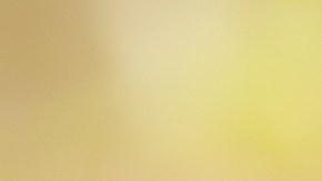 Además de guardarla correctamente para que se mantenga fresca, es vital que la laves en un buen chorro con agua antes de usarla.