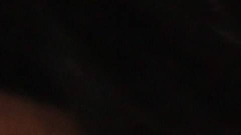 Los chupetones aparecen después de una succión o un mordisco, siendo de color marrón, rojo o azulado.