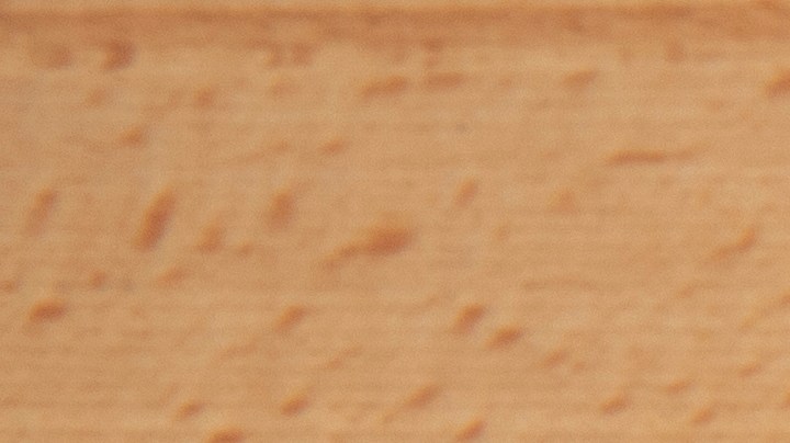 Clientes alegaron haber encontrado pequeños trozos de goma dentro de las salchichas de pavo polacas que ahora se están retirando del mercado.