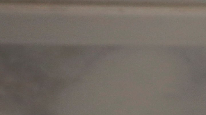 Siempre que orines, es pertinente que observes el color y la consistencia, analizando cualquier cambio que te parezca extraño.