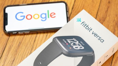 Google trabaja en una IA de salud personal para Fitbit basado en Gemini