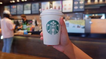 Aunque utilice los mejores productos, la clave del éxito de Starbucks está en sus baristas.