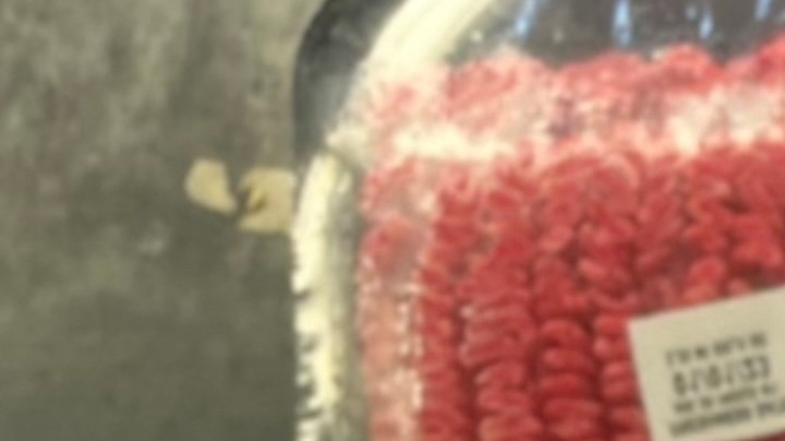 Más de 16,200 libras de productos de carne molida debieron ser retirados de todos los Walmart del país.