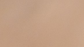 La nutricionista Kimberly Snyder asegura que el jugo de apio "está compuesto en un 95% de agua. Y cuando se trata de la piel, la hidratación es clave".