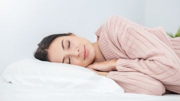 El proceso de depuración que realiza el sistema glinfático ocurre precisamente durante la noche, mientras duermes.