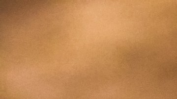 Los sartenes de cerámica son más efectivos que los de acero inoxidable, hierro fundido y aluminio para que no se peguen los alimentos.