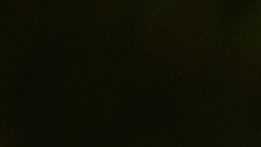 Cuando estás entre amigas, la costumbre de contar chismes puede ayudarte a reducir el estrés.