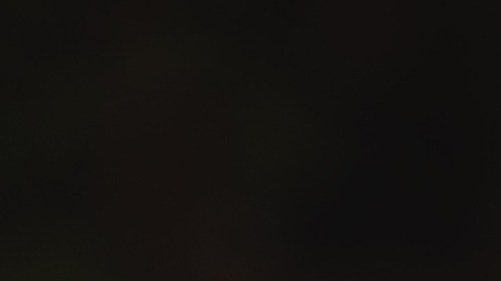 Cuando recibas un comentario de otra mujer en redes sociales, respecto a tu relación, los sabios dicen: "Piensa mal y acertarás".