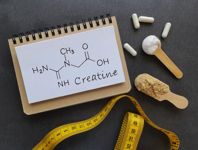 La creatina es un suplemento que mejora el rendimiento físico.