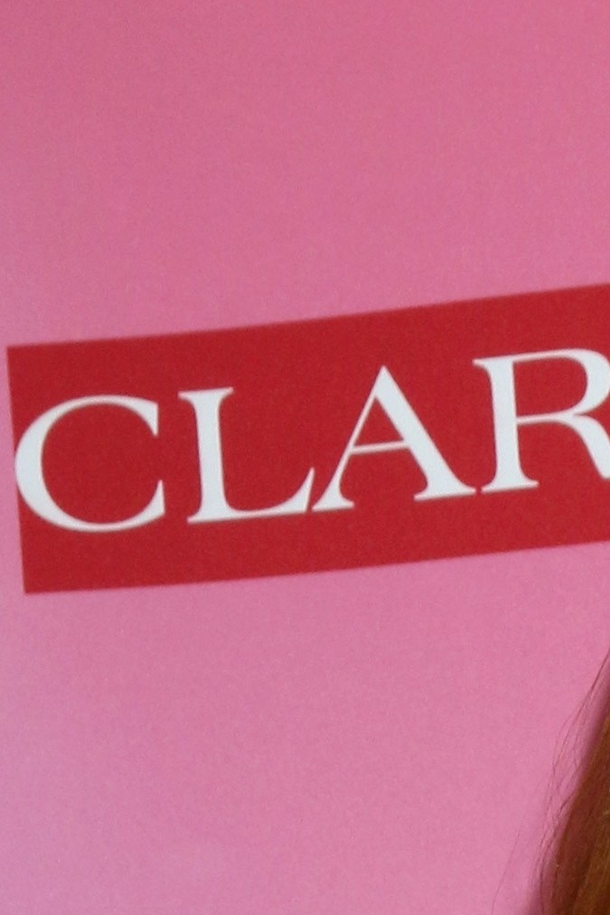 Lindsay Lohan ahora luce una piel firme y saludable.