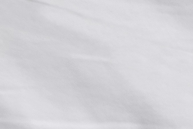 Cambia las fundas de tus almohadas para evitar el contacto de la piel con la suciedad que puedan acumular.