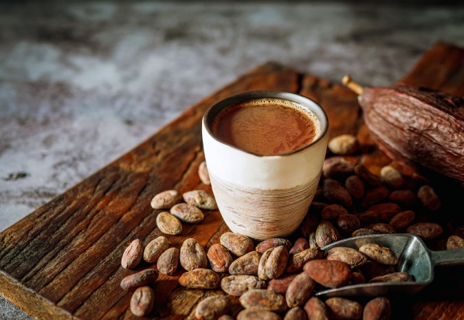 El cacao debe consumirse en una presentación libre de azúcar.