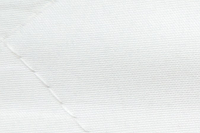 Limpia y mejora el olor de tus sábanas con zumo de limón. 