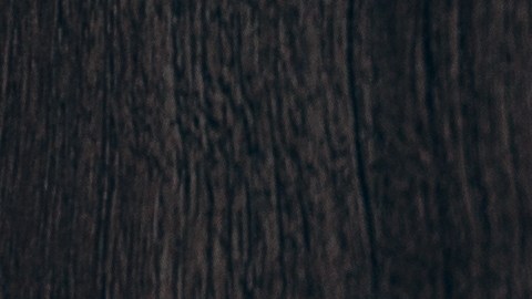 La neurocosmética convierte la rutina de belleza en un ritual de atención plena que mejora la piel y la salud mental.
