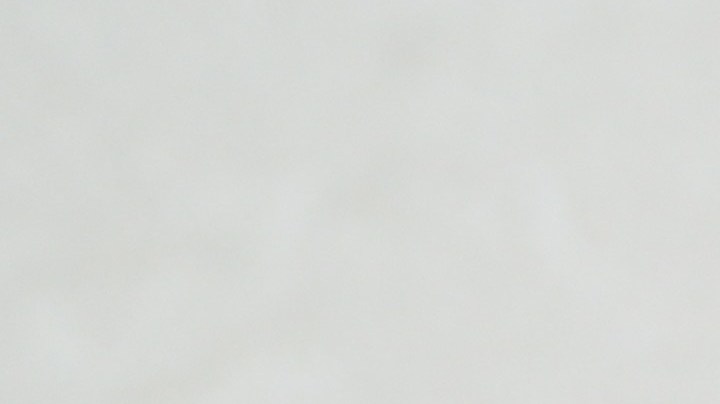 Usa nuevos modelos de uñas que se relacionen con el otoño.