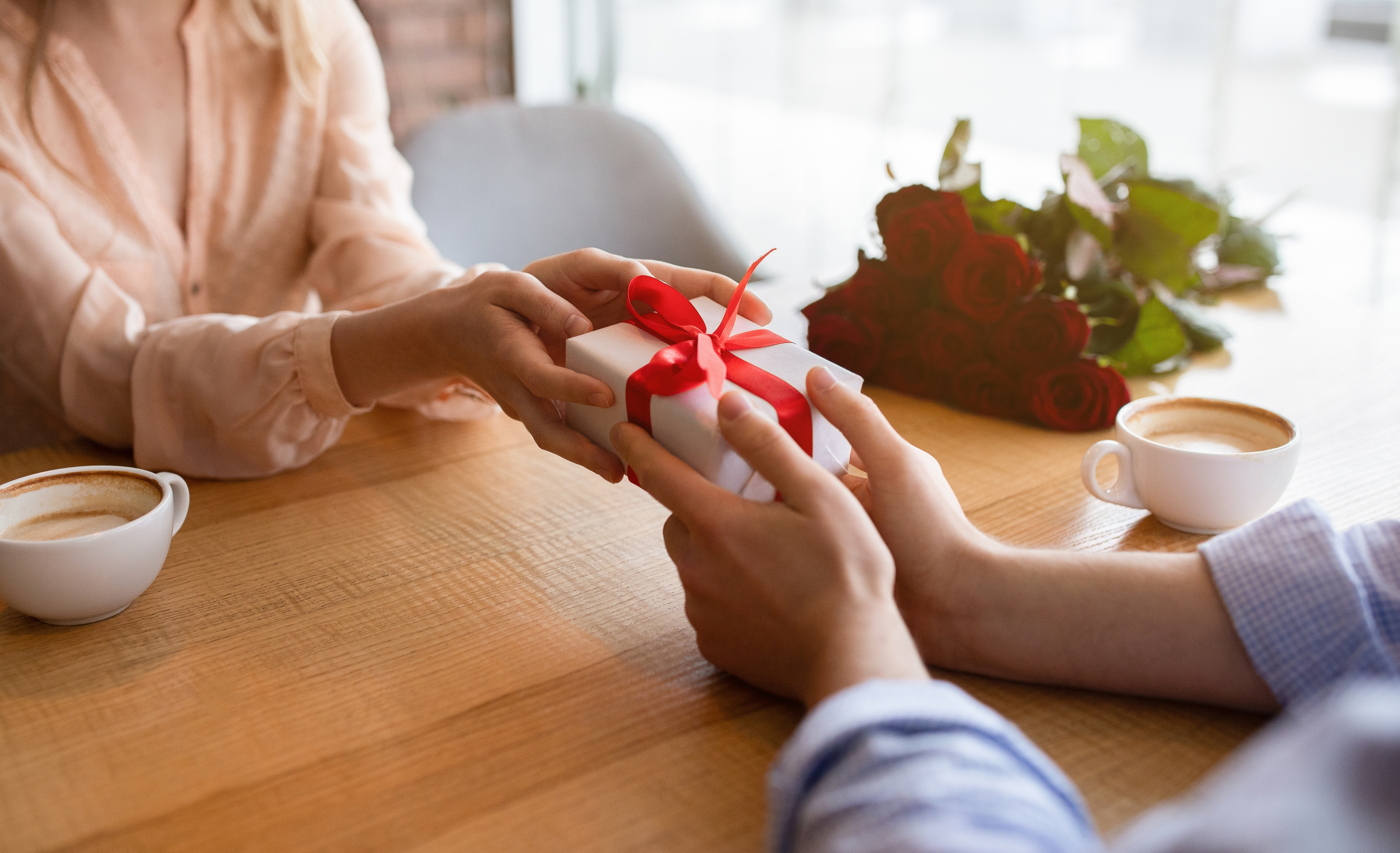 Los regalos de Navidad representan un importante gesto de amor en la festividad.