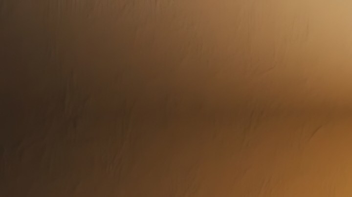 Mejora tu conexión con el hogar al usar una decoración inspirada en el minimalismo cálido.