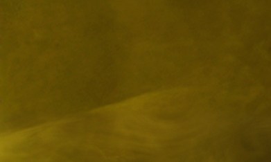 mujer jugando pádel