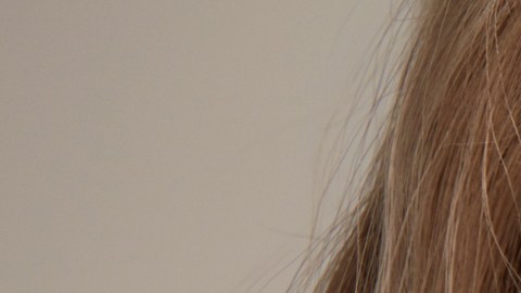 Oler a la pareja reduce el estrés y refuerza el vínculo emocional.